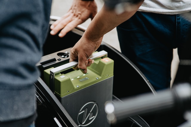 Here, we can recommend one of the most popular yet powerful Group 51 batteries.